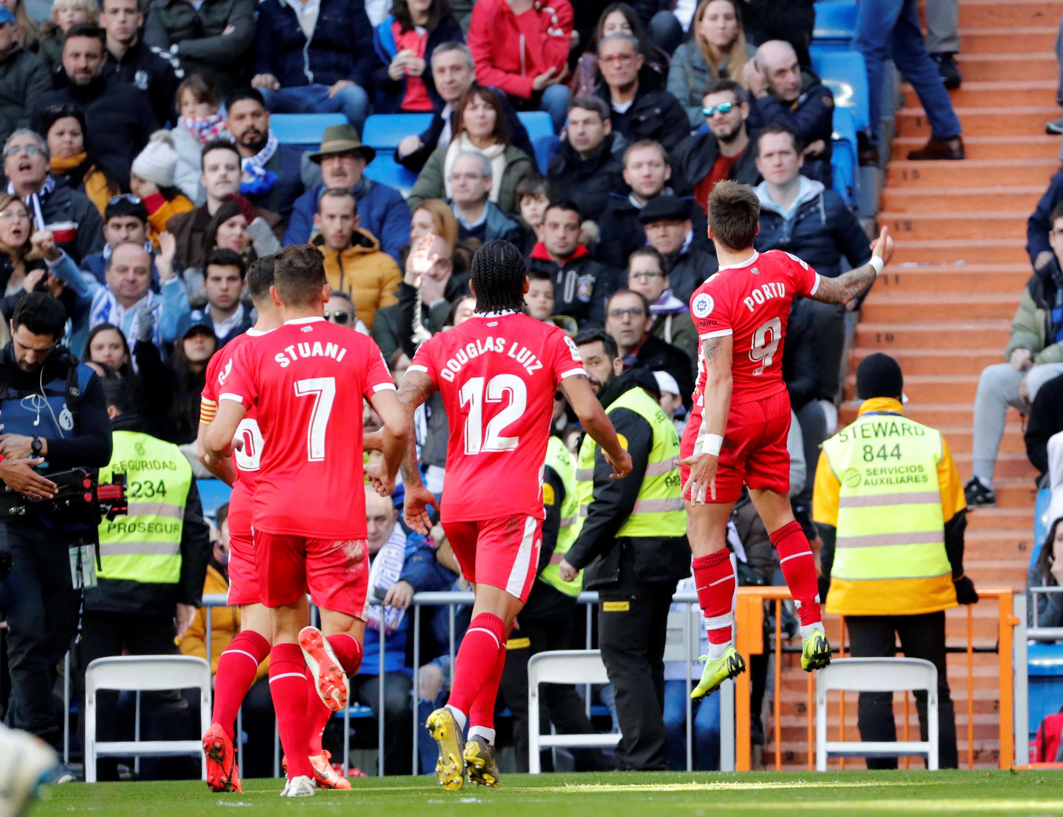 不但展现了 不但展现了